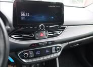 Hyundai i30 18