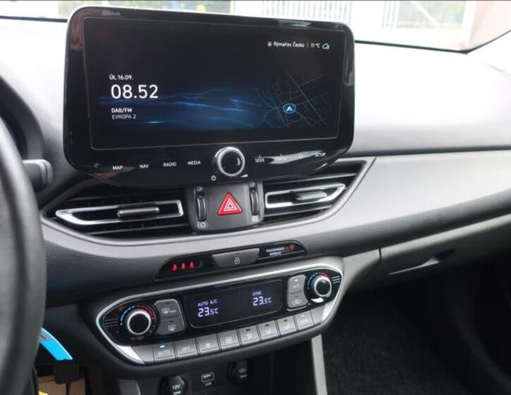 Hyundai i30 18