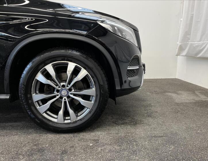 Mercedes-Benz GLE 24
