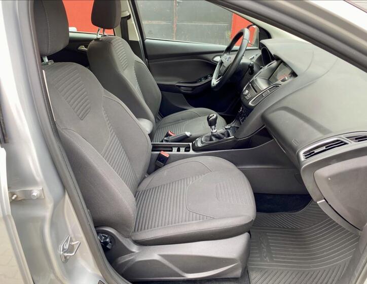 Ford Focus 19