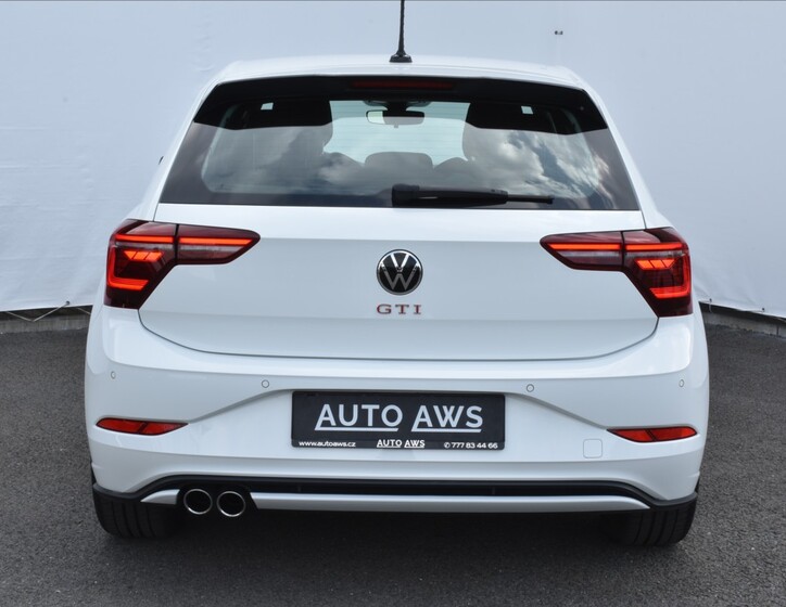 Volkswagen Polo 9