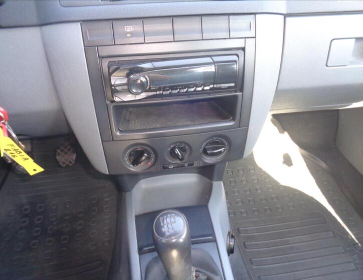 Škoda Fabia 13
