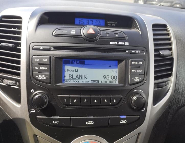 Hyundai ix20 12