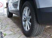 Volkswagen Tiguan 9