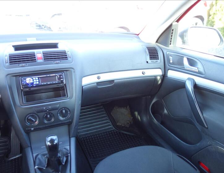 Škoda Octavia 18