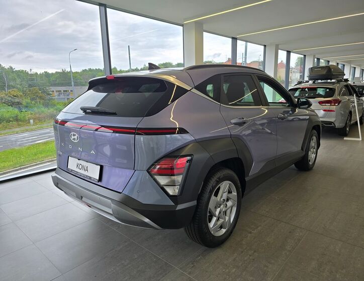 Hyundai Kona 3