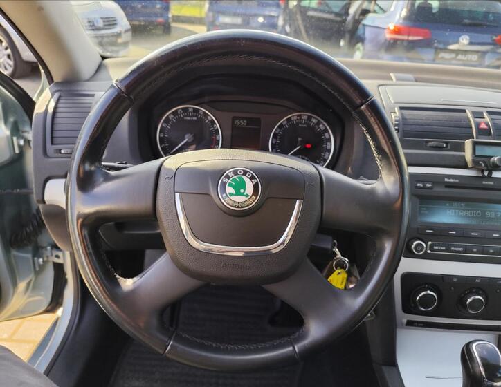 Škoda Octavia 10