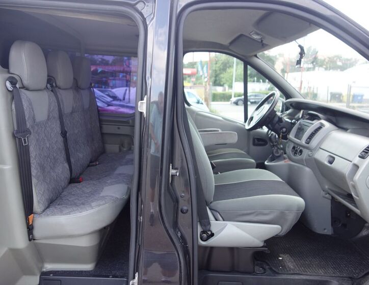Opel Vivaro 24