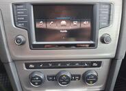 Volkswagen Golf 21