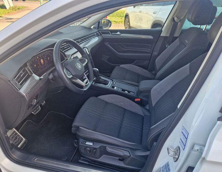 Volkswagen Passat 12