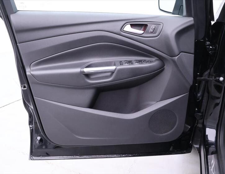 Ford Kuga 11