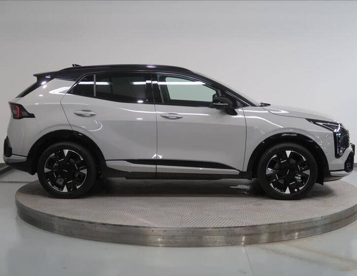 KIA Sportage 8