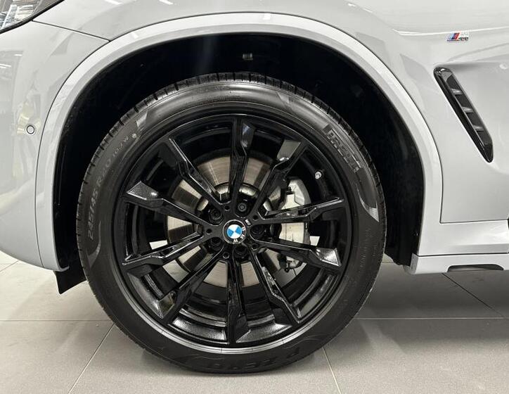 BMW X3 4