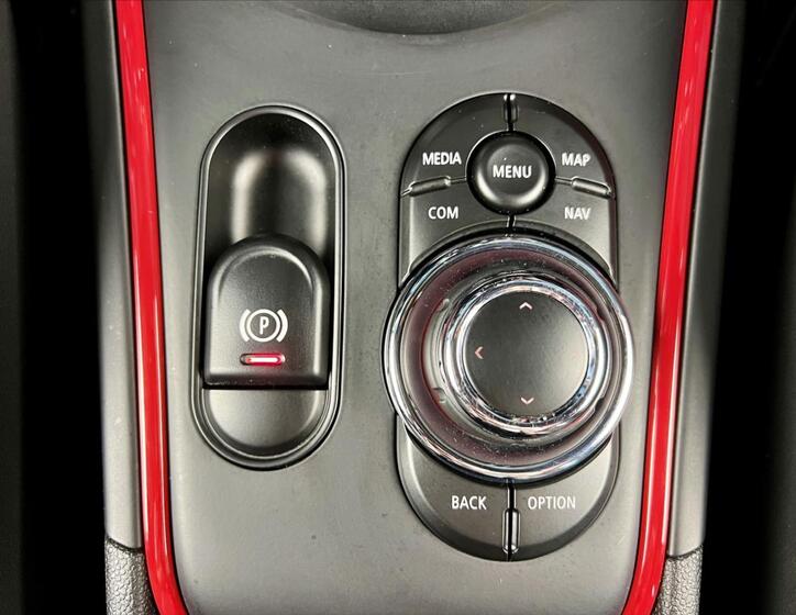 Mini Countryman 22