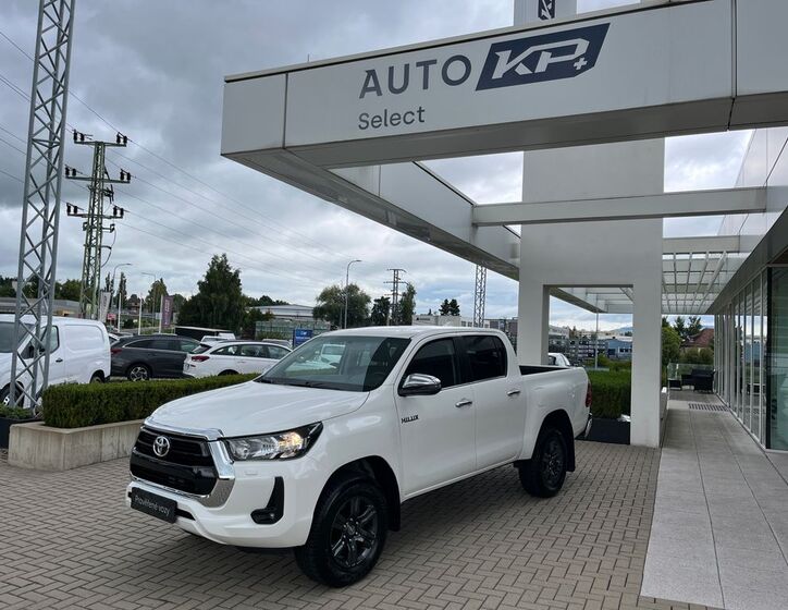 Toyota Hilux 1