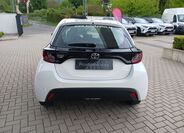 Toyota Yaris 5