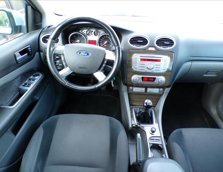 Ford Focus 7