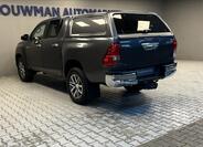 Toyota Hilux 16