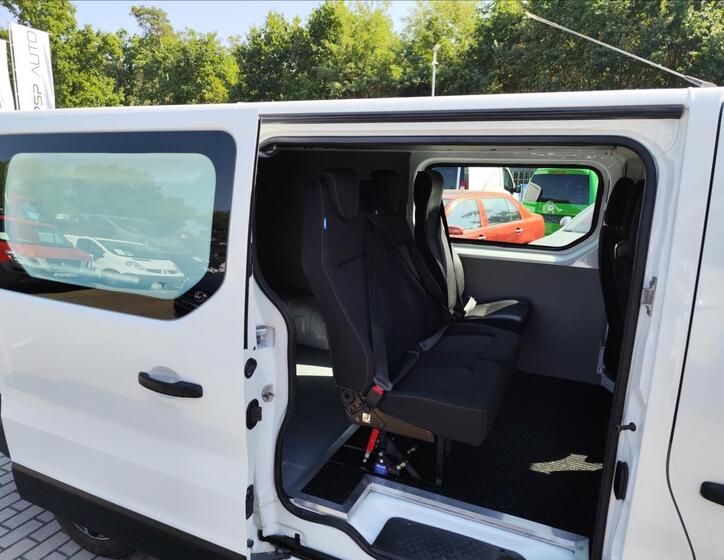 Renault Trafic 25