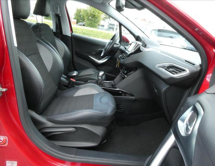 Peugeot 2008 22