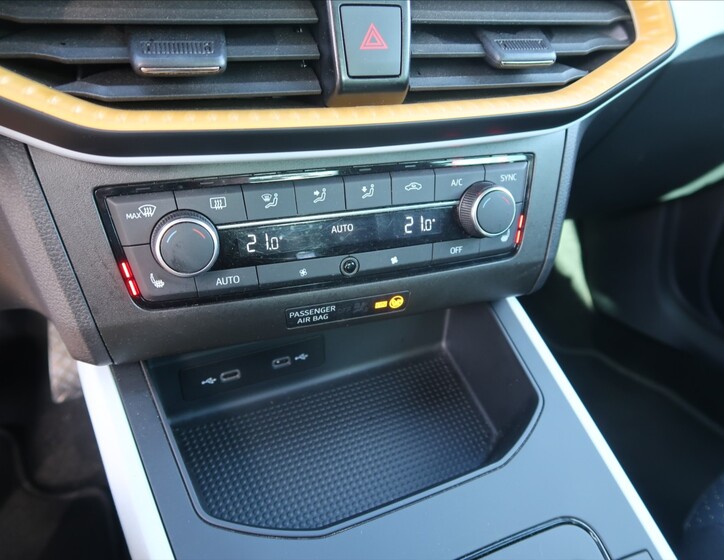 Seat Arona 37