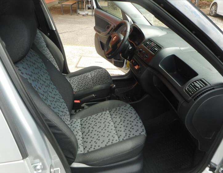 Škoda Praktik 16