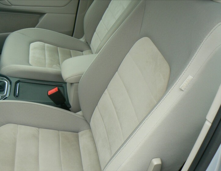 Volkswagen Golf Sportsvan 10