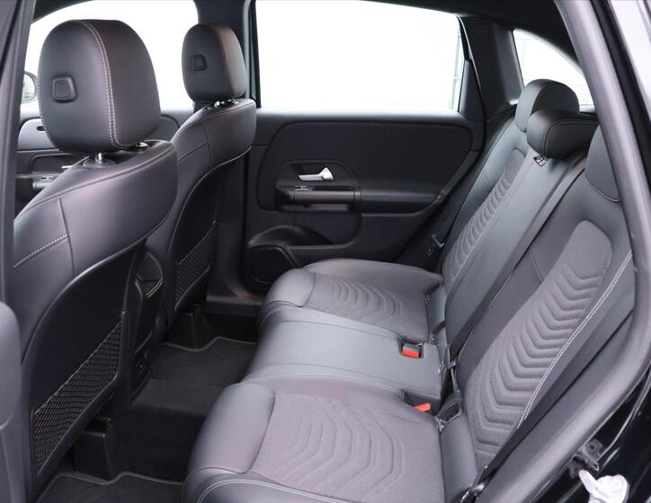 Mercedes-Benz Třídy B 15