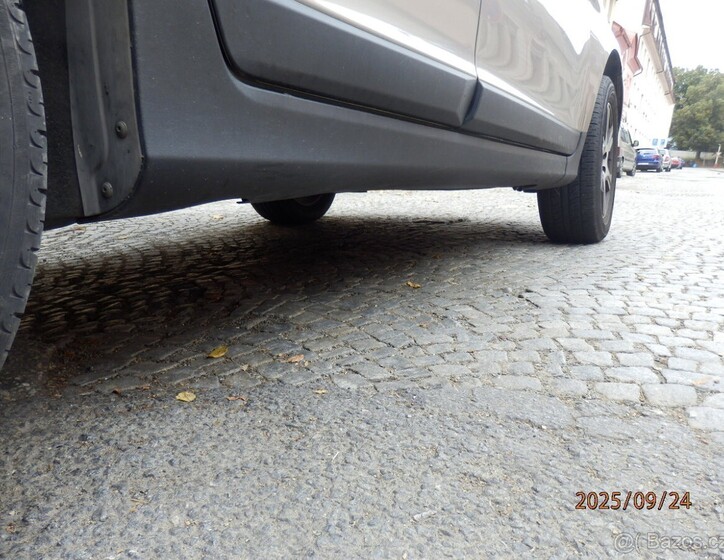 Volvo XC60 8
