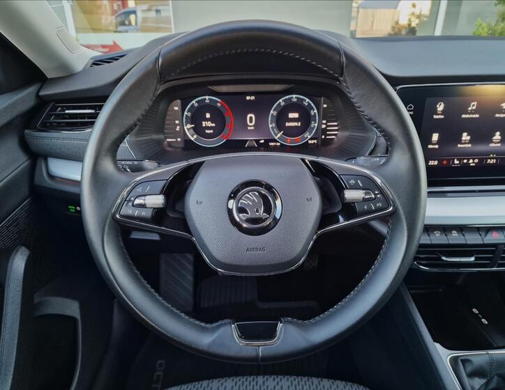 Škoda Octavia 21