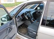 Ford Galaxy 9