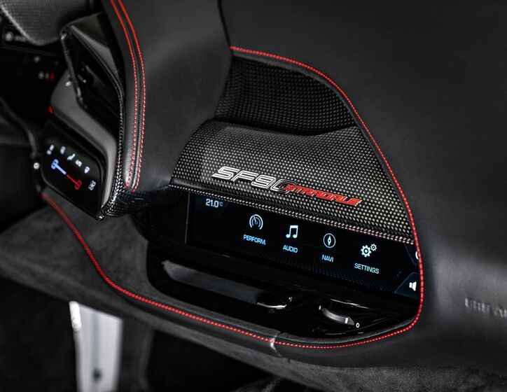 Ferrari SF90 18