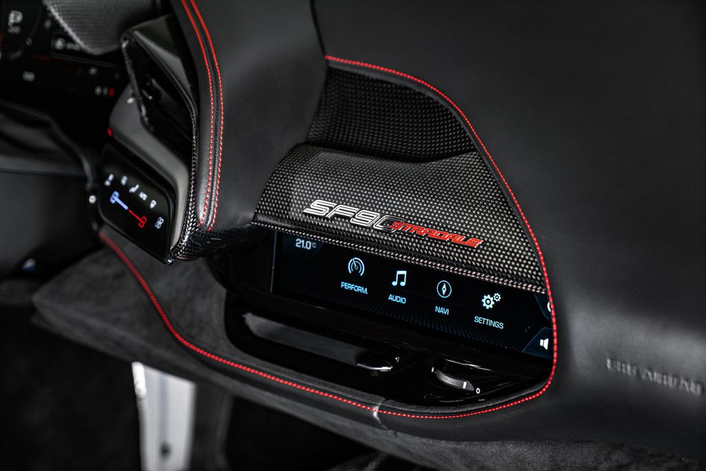 Ferrari SF90