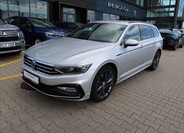 Volkswagen Passat 1
