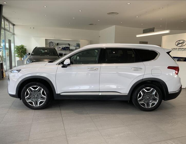 Hyundai Santa Fe 8