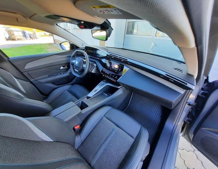 Peugeot 308 13