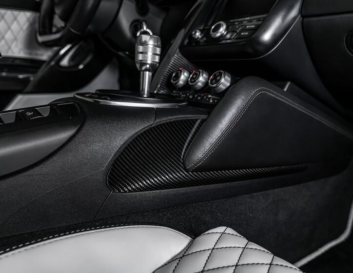 Audi R8 30