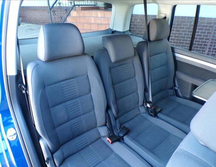 Volkswagen Touran 25