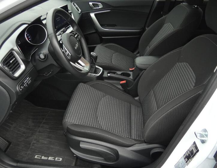 Kia Ceed 19
