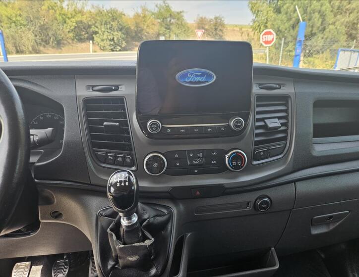 Ford Transit 12