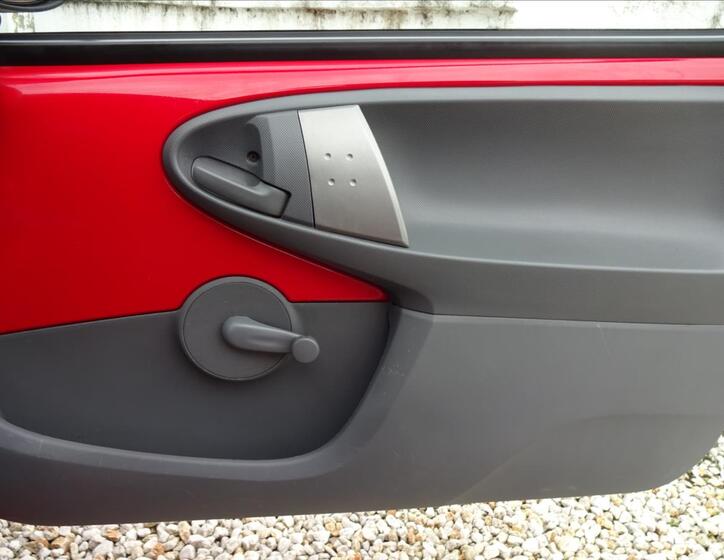 Peugeot 107 25