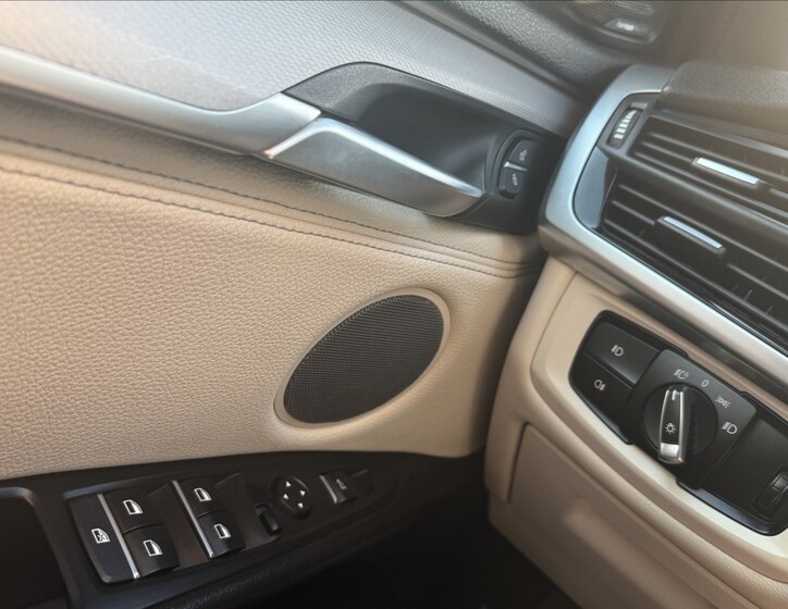 BMW X5 16