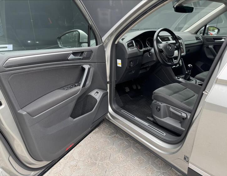 Volkswagen Tiguan 10