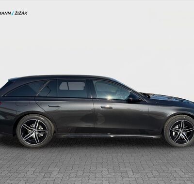 Mercedes-Benz Třídy E 4