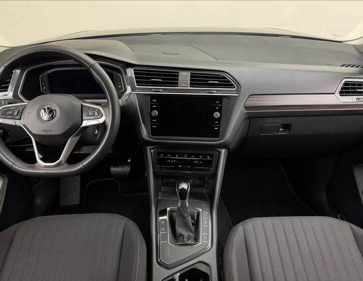 Volkswagen Tiguan Allspace 7
