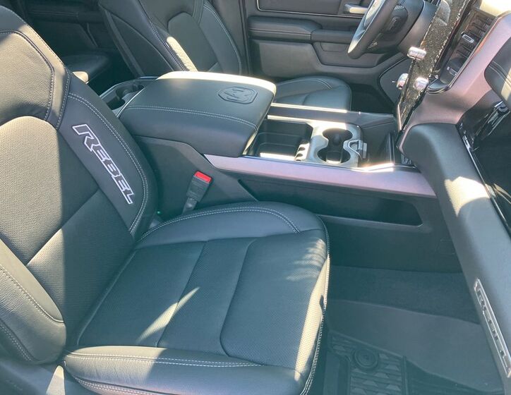 Dodge RAM 53