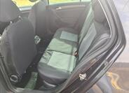 Volkswagen Golf 9