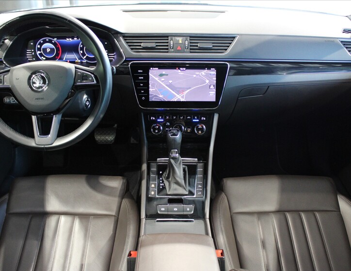 Škoda Superb 14