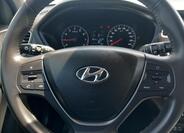 Hyundai i20 10