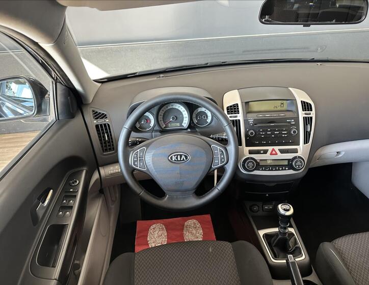 KIA Ceed 23